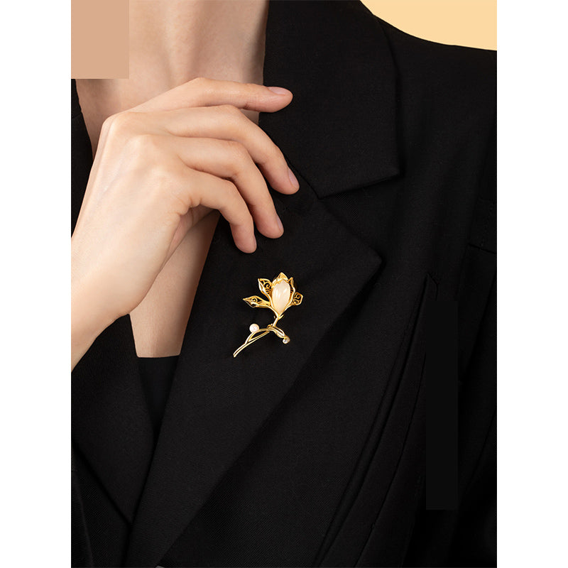 Yulan brooch