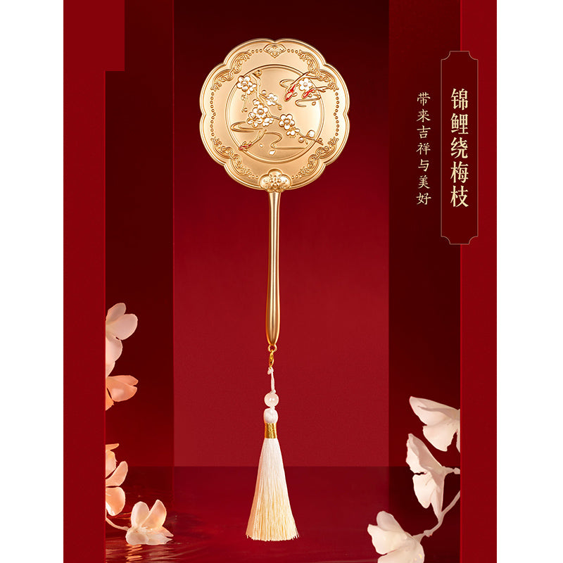 Add flowers to the brocade Mirror