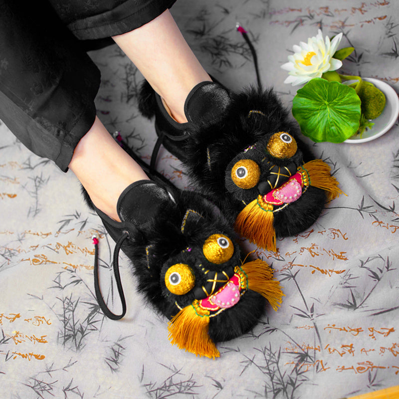 Black gold tiger shoes