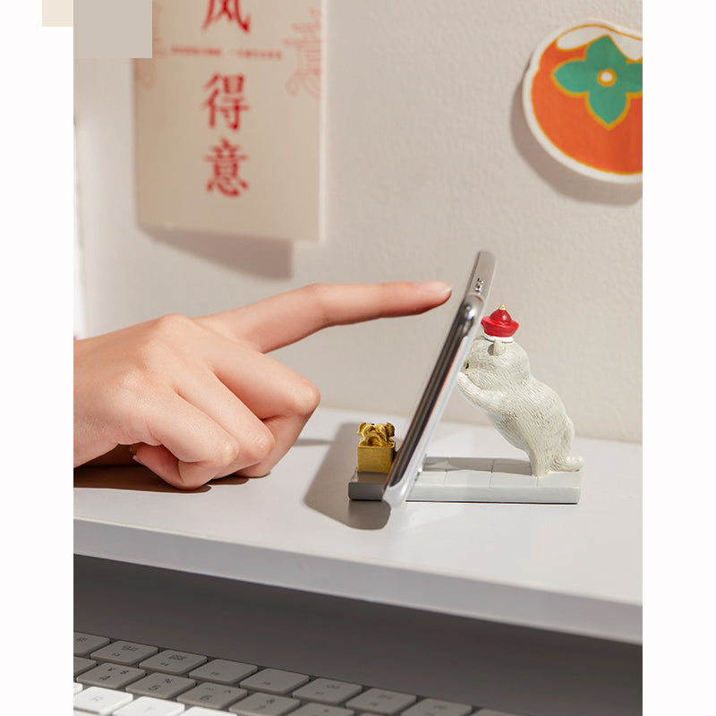 Cat phone holder