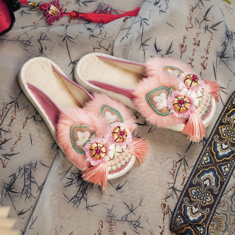 Chinese embroidered tiger shoes