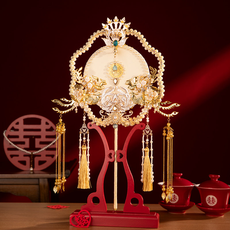 Congratulations to Shuangfeng wedding fan