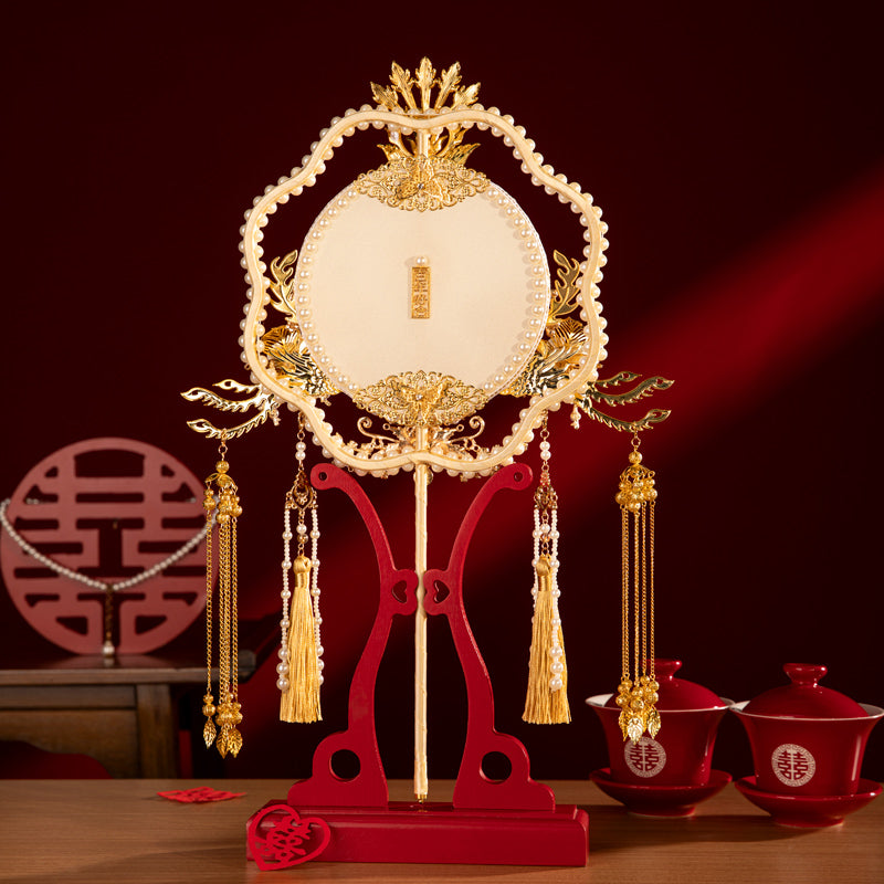 Congratulations to Shuangfeng wedding fan