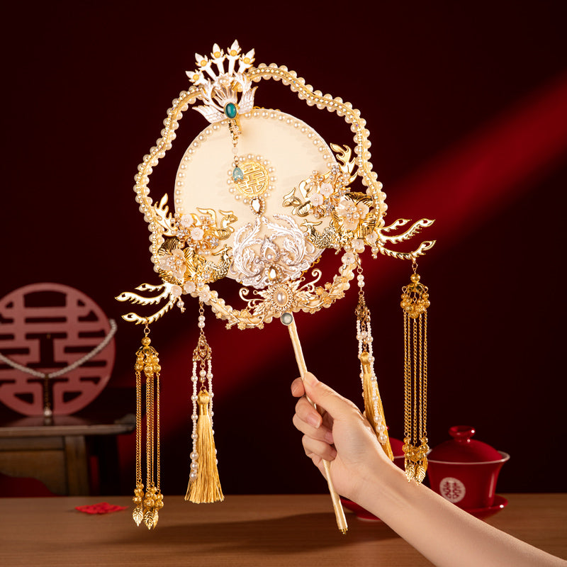 Congratulations to Shuangfeng wedding fan