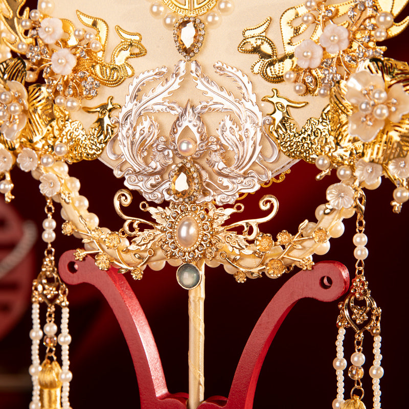 Congratulations to Shuangfeng wedding fan