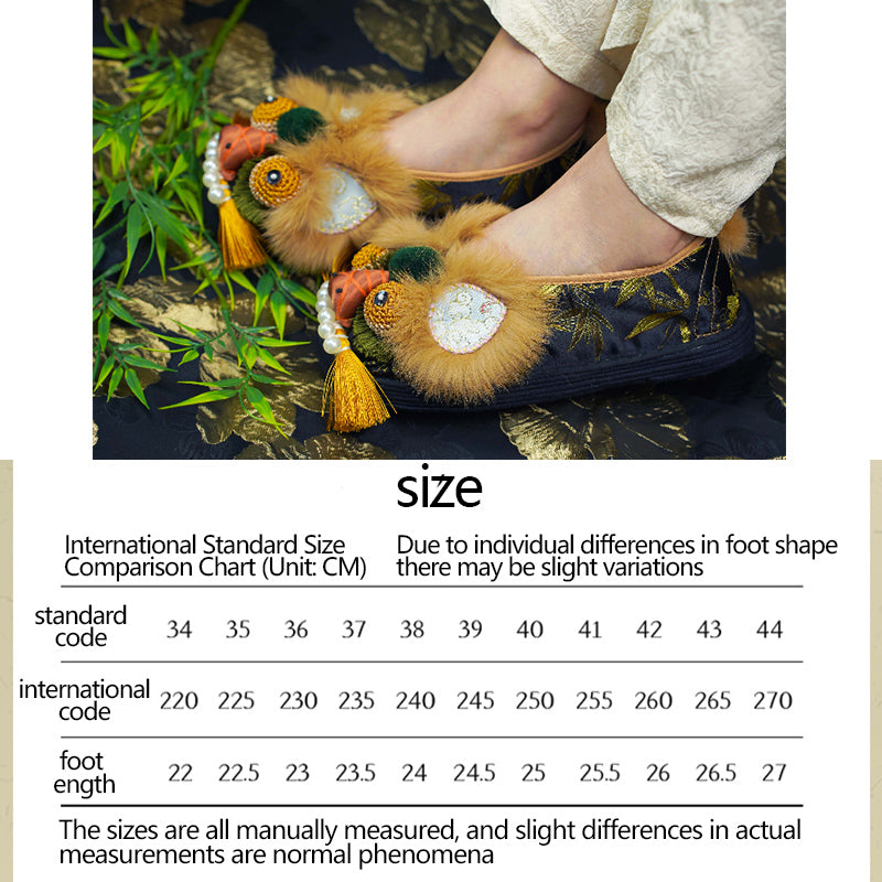 Embroidered tiger head shoes