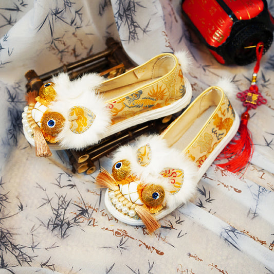 Golden white tiger shoes