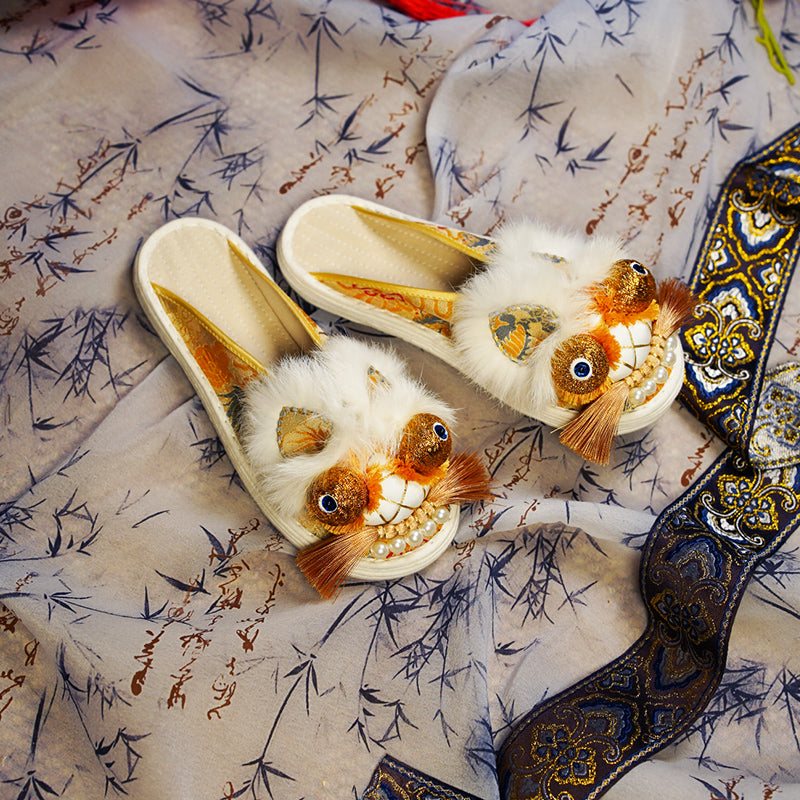 Golden white tiger shoes