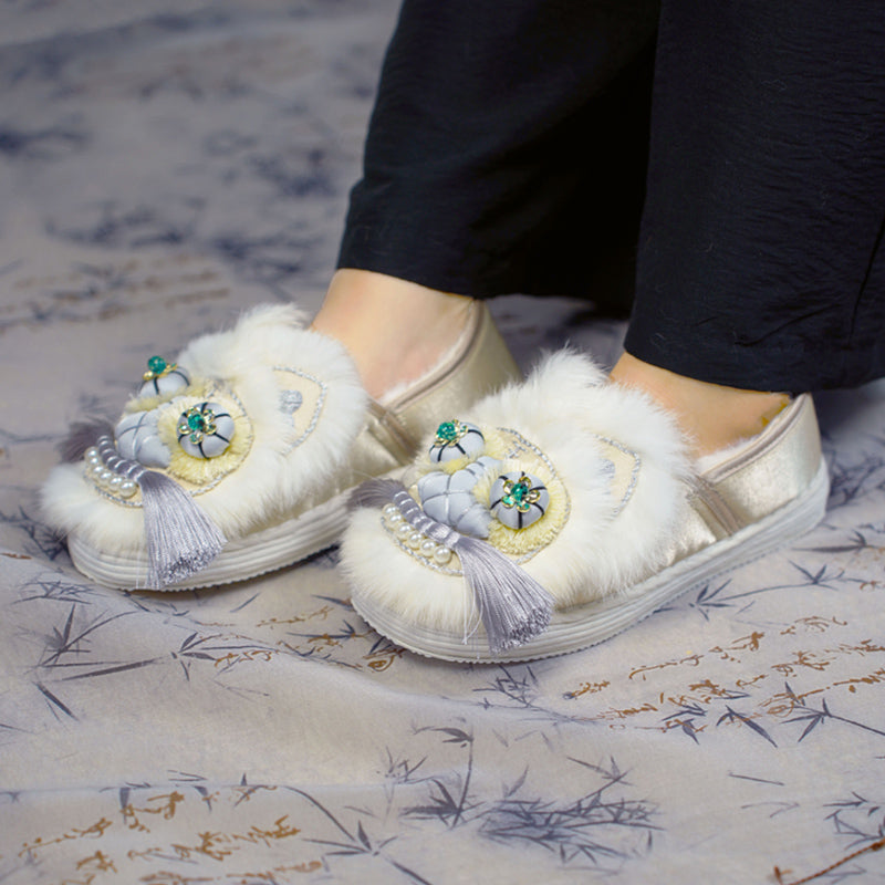 Green eyed tiger shoes