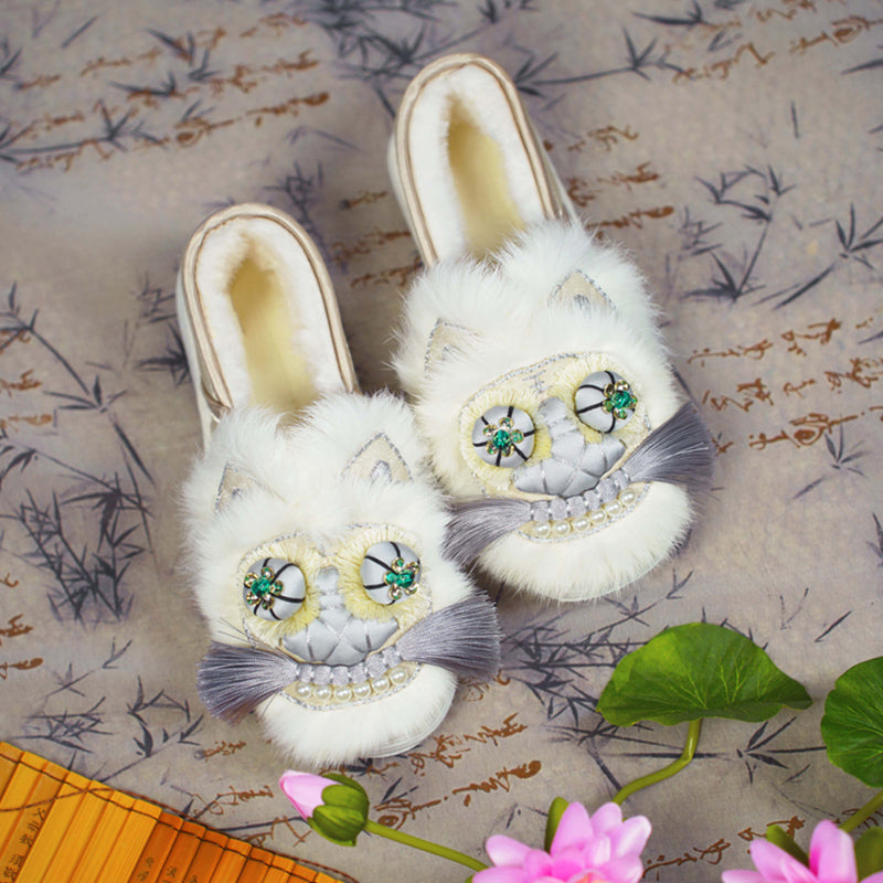 Green eyed tiger shoes