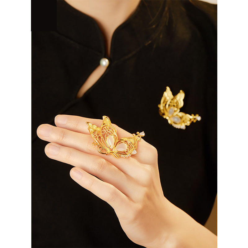 Jade pulp butterfly brooch