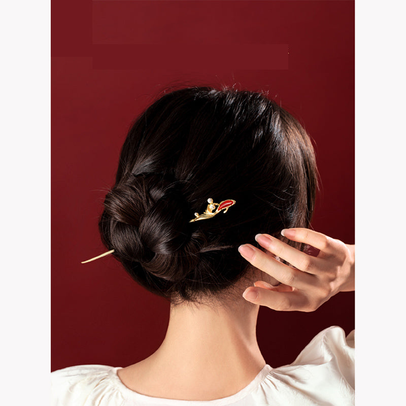 Koi hairpin