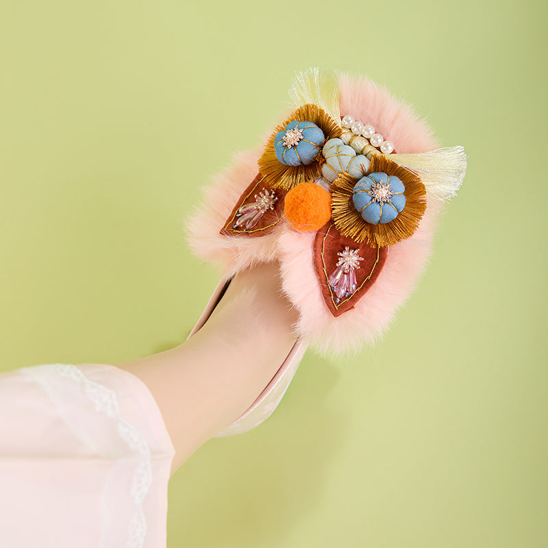 Light pink tiger shoes