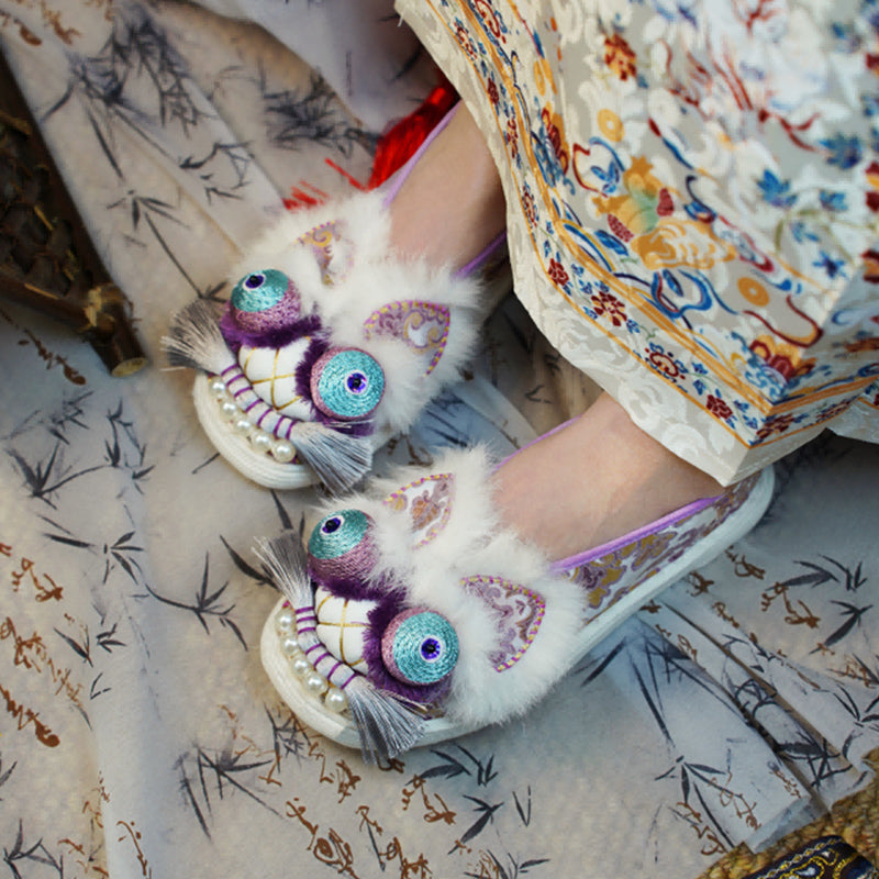 Purple embroidered tiger shoes