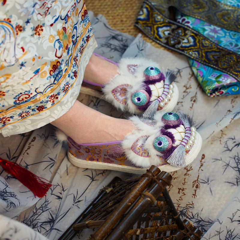 Purple embroidered tiger shoes