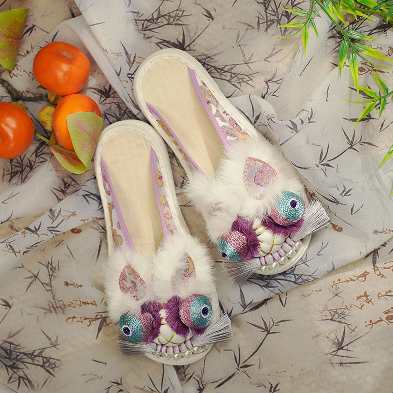 Purple embroidered tiger shoes