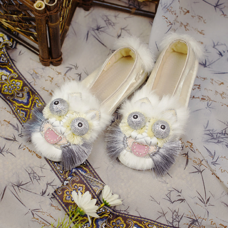 Silver bearded tiger shoes