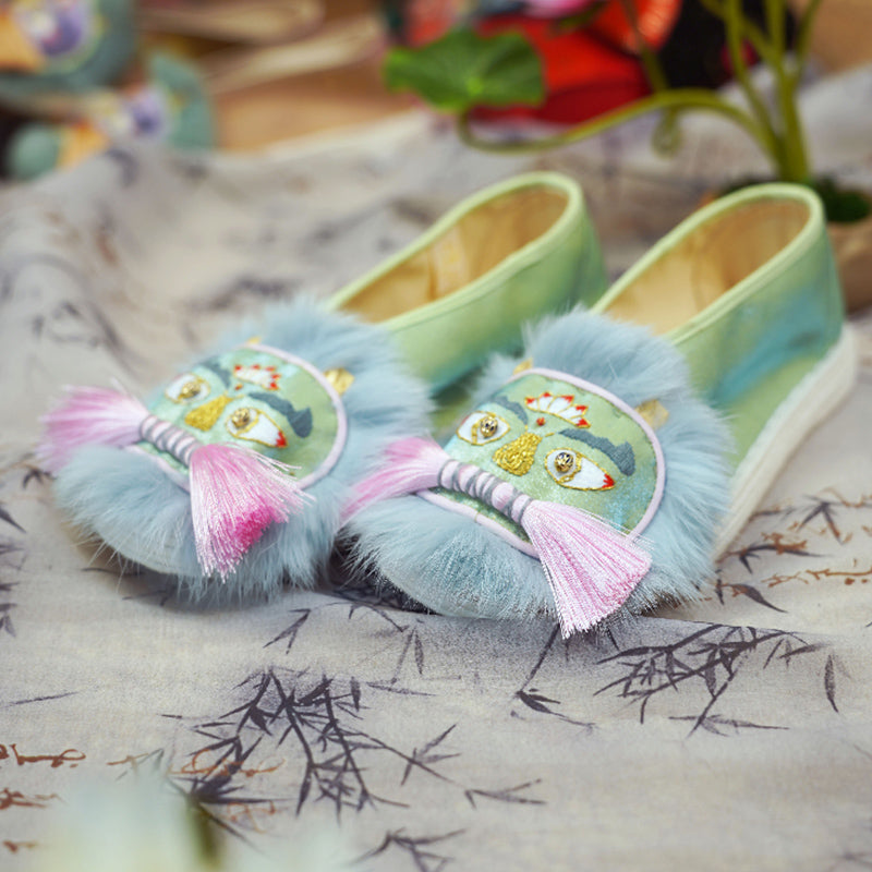Tender green tiger shoes