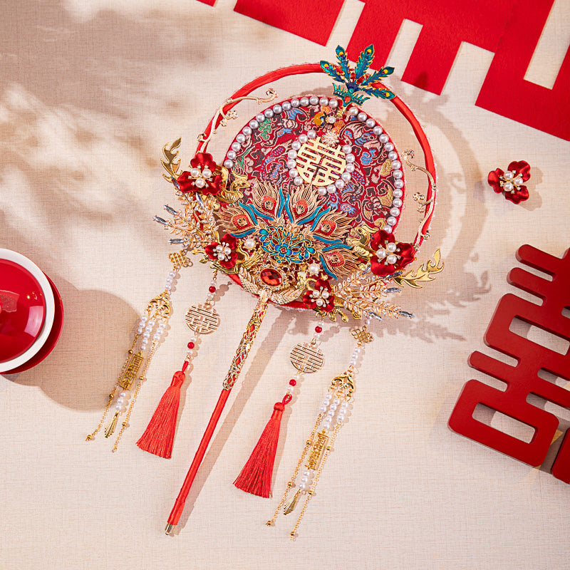 Tenderness toward women wedding fan