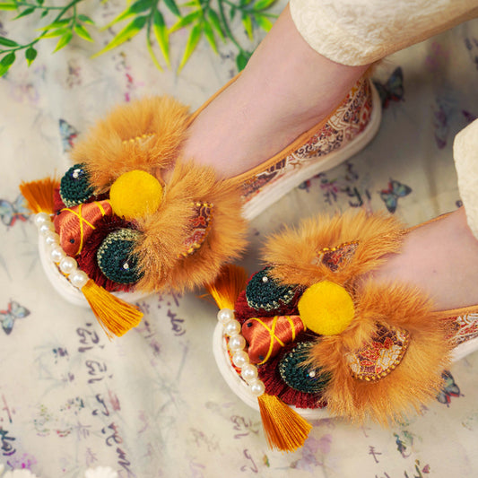 Tiger shoes in the prime of life