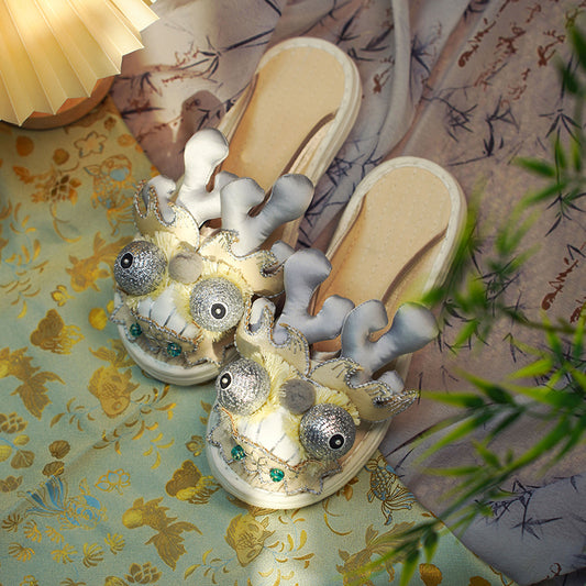 White Dragon Tiger Shoes