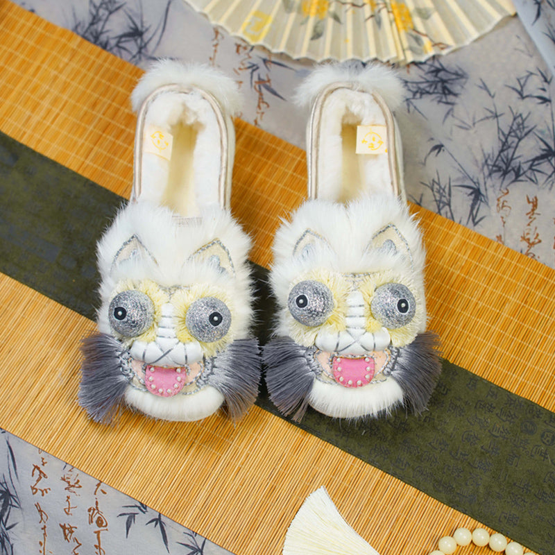 White golden tiger shoes