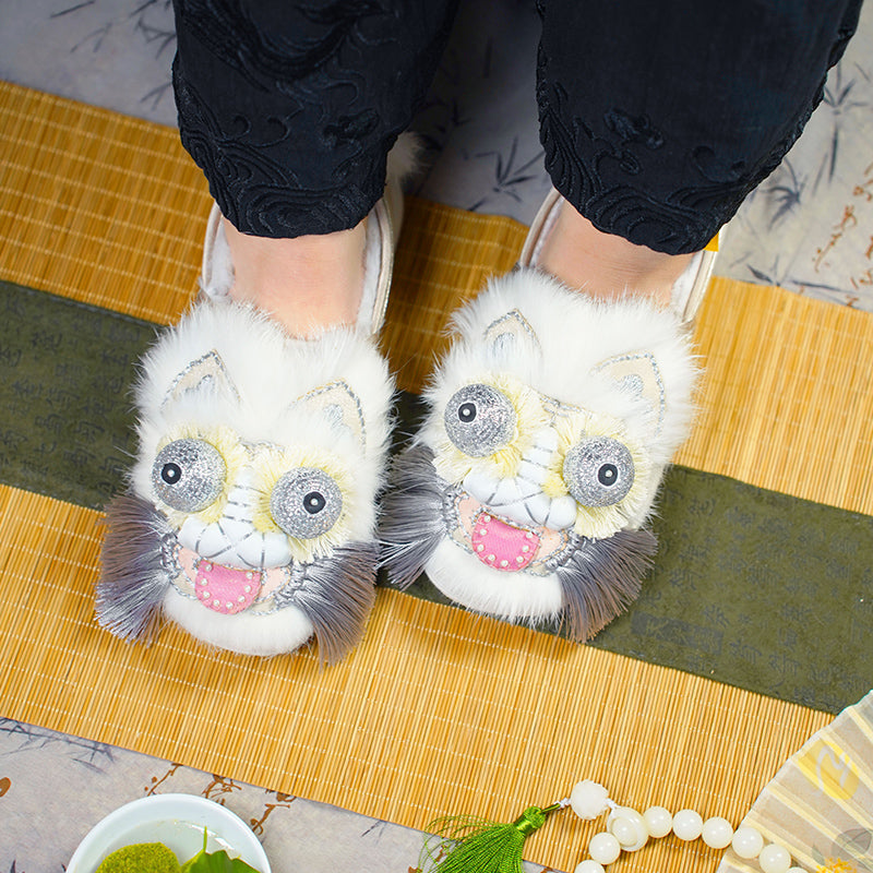 White golden tiger shoes